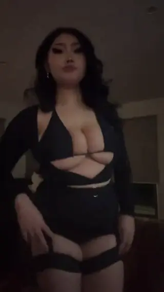 mysenp4ihenny leaked video, frame 2