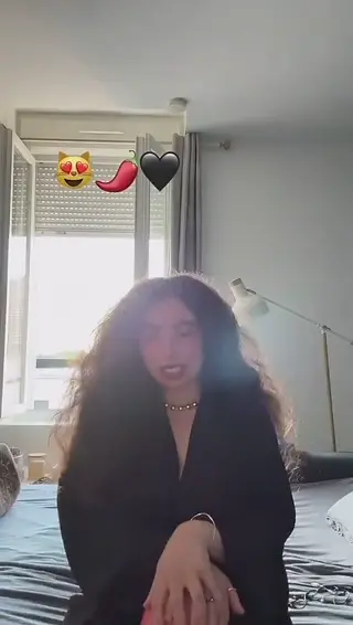 nafissa.azzm leaked video, frame 5