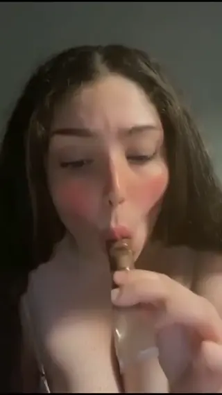 nafissa.azzm leaked video, frame 3
