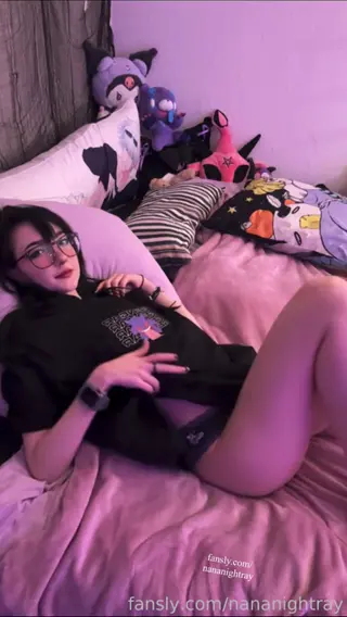 nananightray_asmr leaked video preview