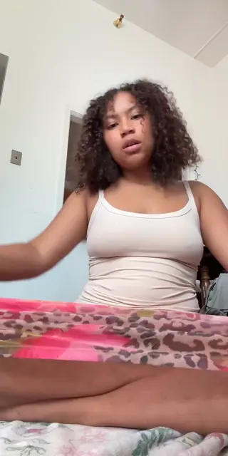 nenas..couldgetth leaked video, frame 2