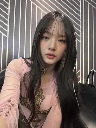 newjeans_official leaked video, frame 1