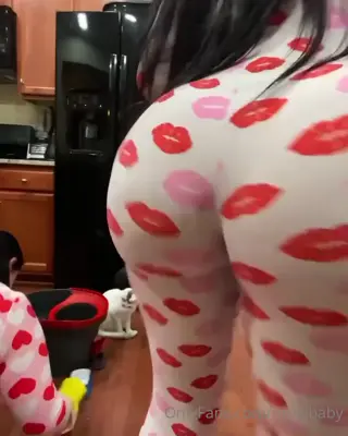 nickiibaby leaked video, frame 3