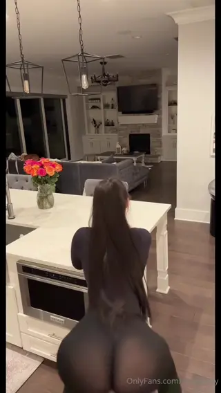 nickiibaby leaked video, frame 3
