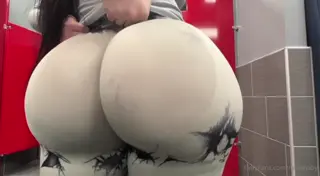 nickiibaby leaked video, frame 4