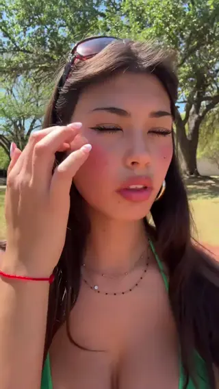 nicole.suhh leaked video, frame 3