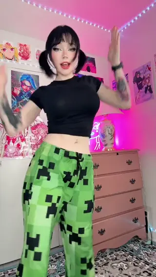 nivnixxi leaked video, frame 6