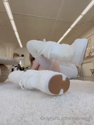 notmeggii leaked video, frame 4