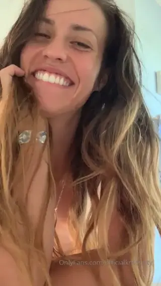 officialkmbooty leaked video, frame 4