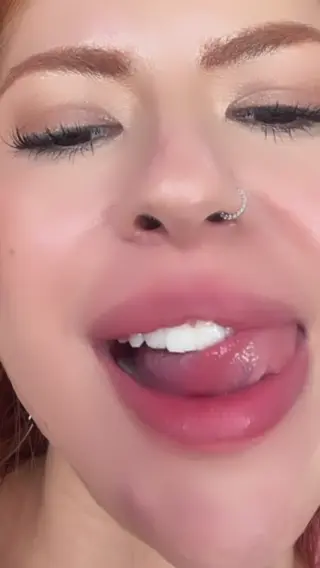 oficial.kellycris leaked video, frame 3