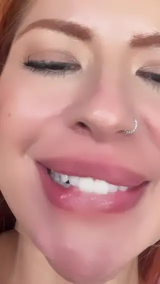 oficial.kellycris leaked video, frame 6