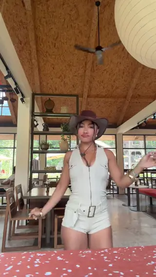 okyyloiviaa leaked video, frame 3