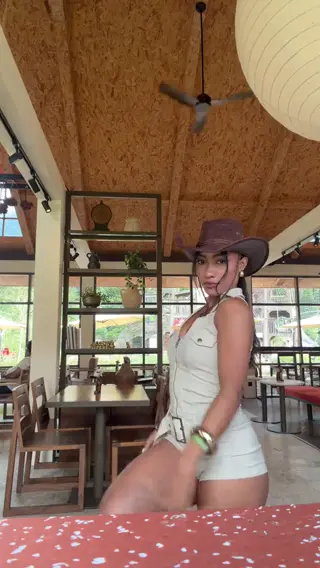 okyyloiviaa leaked video, frame 5