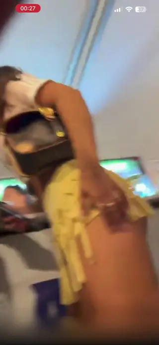 ouksi leaked video, frame 2