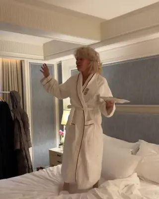 pamelaanderson leaked video, frame 4