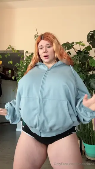 penny_underbust leaked video, frame 2