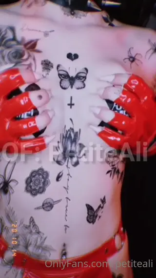 petiteali leaked video, frame 3