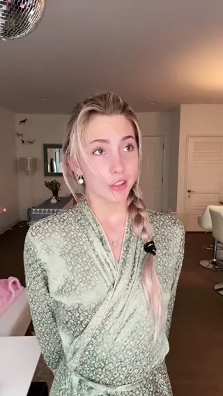 pinknoodle0o0 leaked video, frame 2