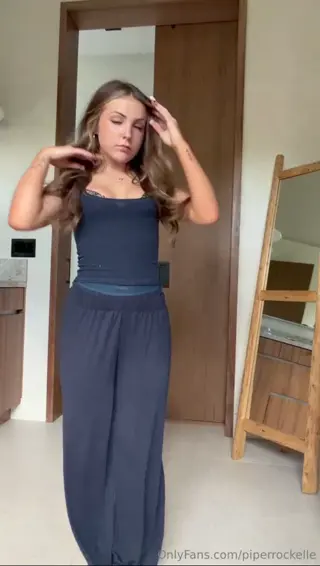 piper_rockelle leaked video, frame 1