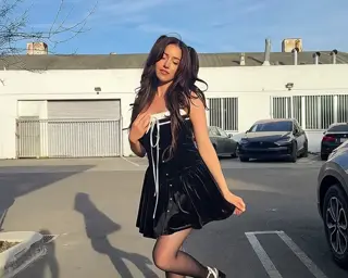 pokimane leaked video, frame 1