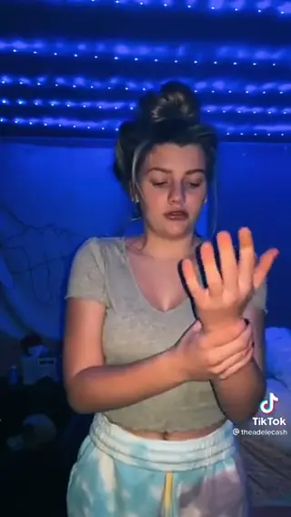 q50adele leaked video, frame 4