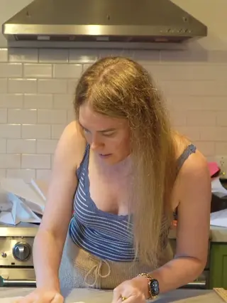 qtcinderella leaked video, frame 5