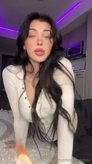 queenpussybossv leaked video, frame 4