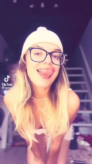 radmila.maro leaked video, frame 1