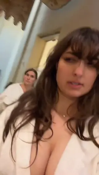 rclbeauty101 leaked video, frame 6