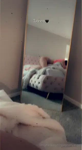 realprettyangel leaked video, frame 6