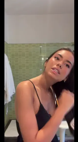 rebecca.parziale leaked video, frame 4
