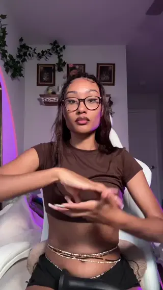 rhileylove leaked video, frame 6