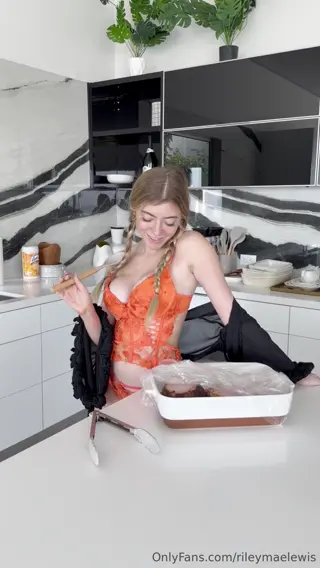 rileymaelewis leaked video preview