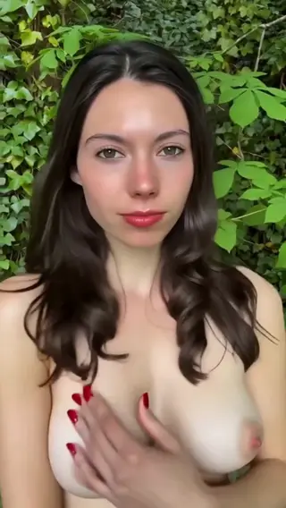 roseannegarcia0 leaked video, frame 4