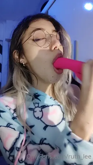 ruth_lee leaked video, frame 3