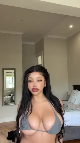 ruxmilk leaked video, frame 1