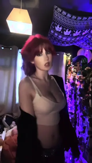 s1utsik0 leaked video, frame 6
