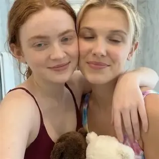 sadiesink_ leaked video, frame 1