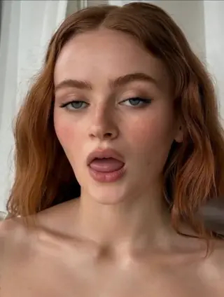 sadiesink_ leaked video preview