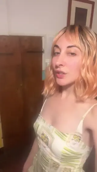 sarah_natochenny leaked video, frame 5