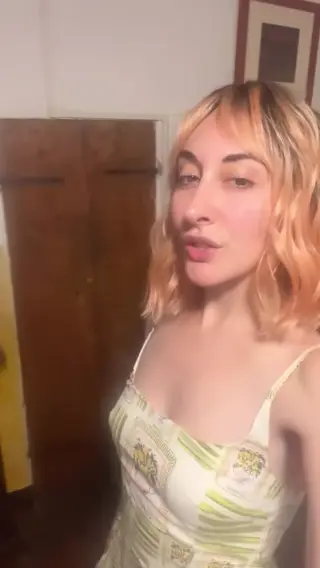 sarah_natochenny leaked video, frame 6