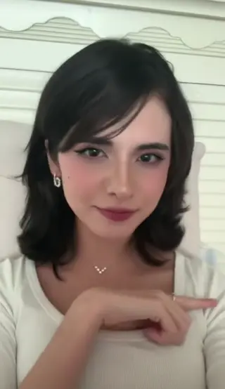 _sarahmichel_ leaked video, frame 2