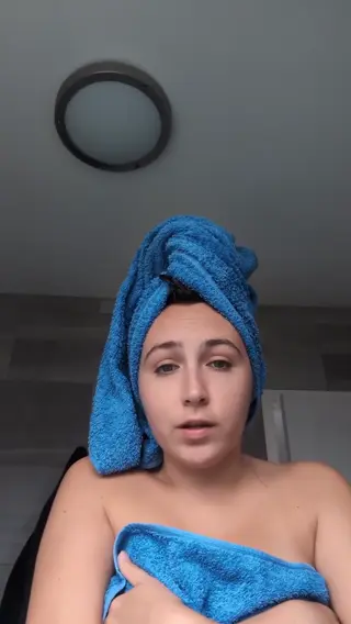scrambledashton leaked video, frame 4