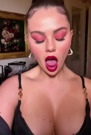 selenagomez leaked video, frame 1