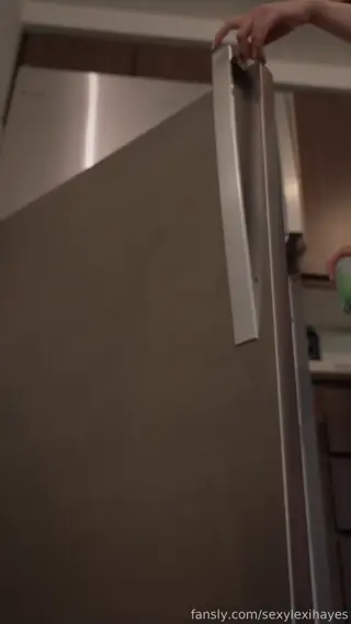 sexylexihayes leaked video, frame 6