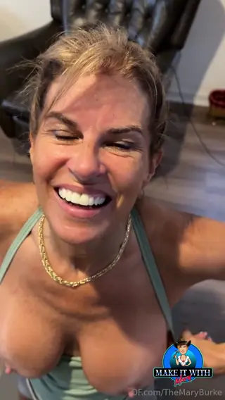 sexymilfmary leaked video, frame 6