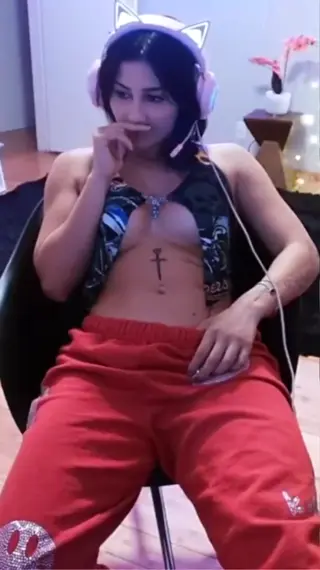 snackychannn leaked video, frame 4