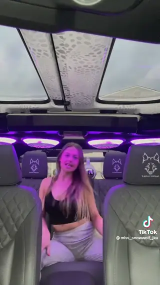 _snowwolf_jku leaked video, frame 2