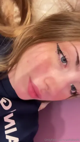sofylotta leaked video, frame 5
