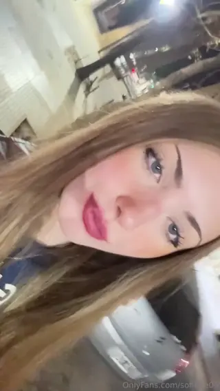 sofylotta leaked video, frame 3